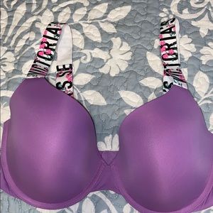 Victoria’s Secret bra